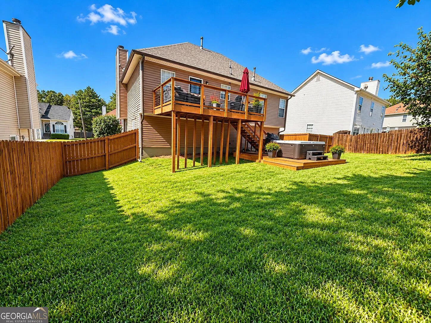 4 bed, 3.0 bath, 1300 sqft, $2,200 — Photo 3