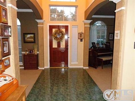 2nd image of 928 Creekbend Dr