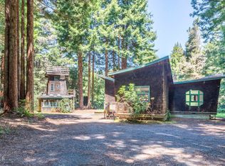 32371 Middle Ridge Rd, Albion, CA 95410