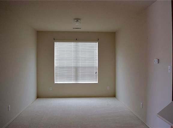 5th image of 124 Pinto Dr