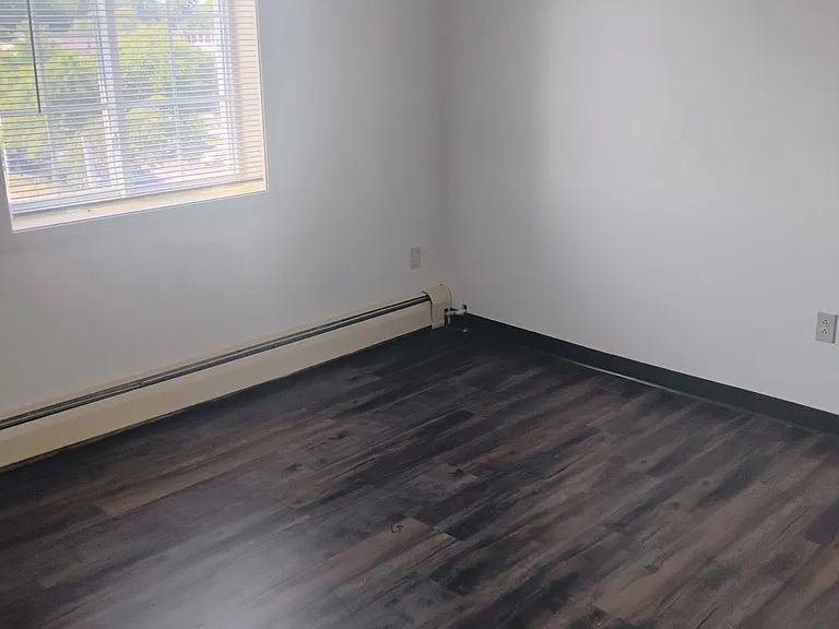261 Pine St #43 — Photo 4