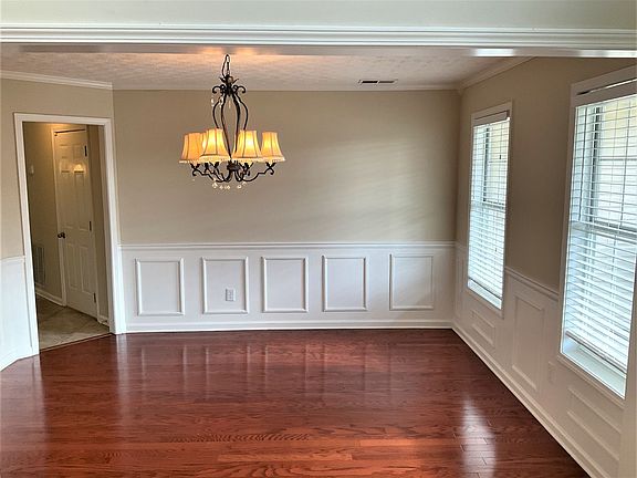 4th image of 2632 Downing Park Dr SE
