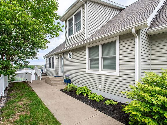4th image of 5823 E Sheridan Rd
