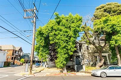 2427 Ellsworth St — Photo 170