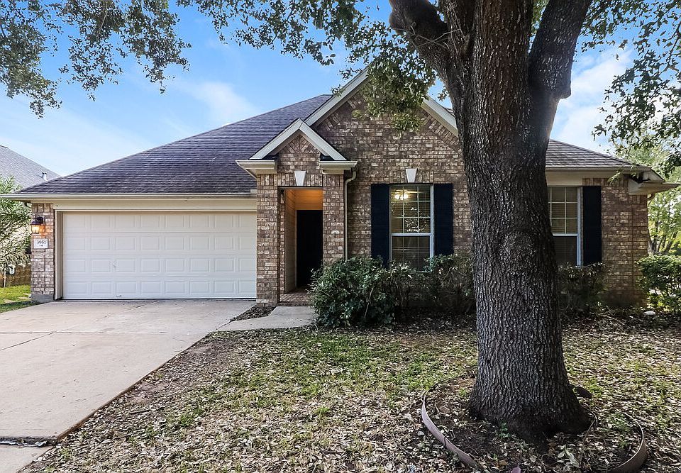 1st image of 3951 Eastland Lake Dr