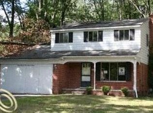 20714 Mada Ave, Southfield, MI 48075