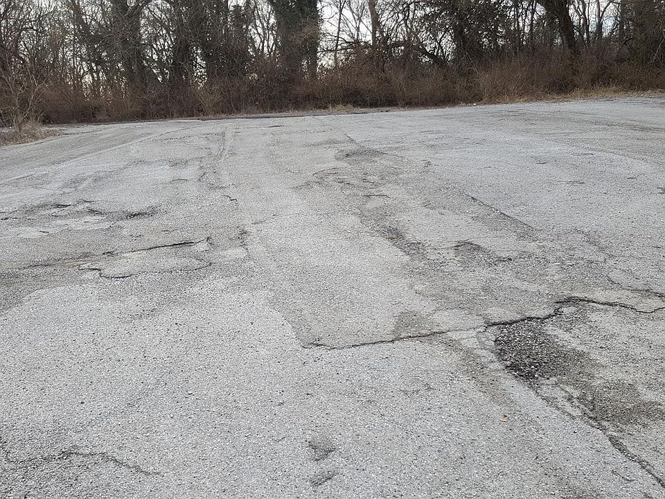 1st image of 1 Bush Ave