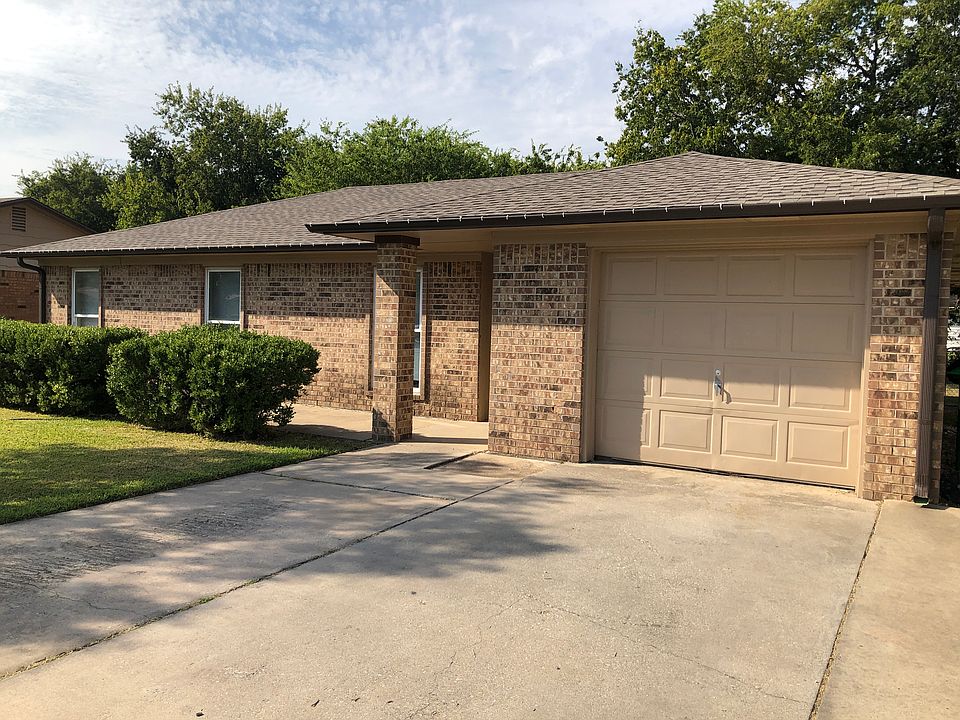1st image of 1505 Patricia Dr