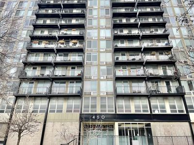 450 W Briar Pl APT 3L, Chicago, IL, 60657