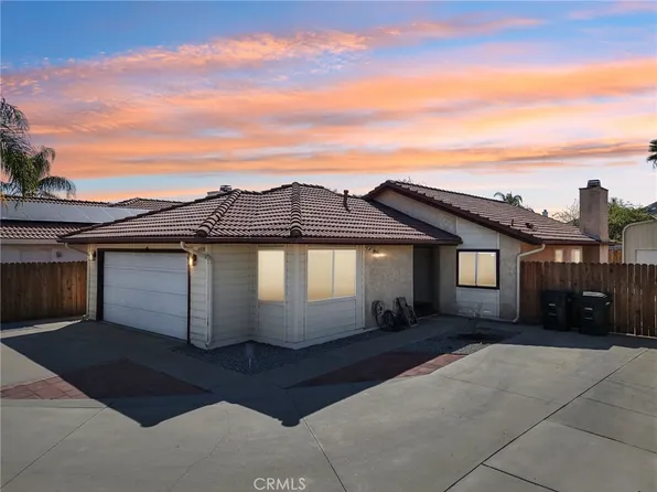 4019 Paul Dr, Hemet, CA 92545