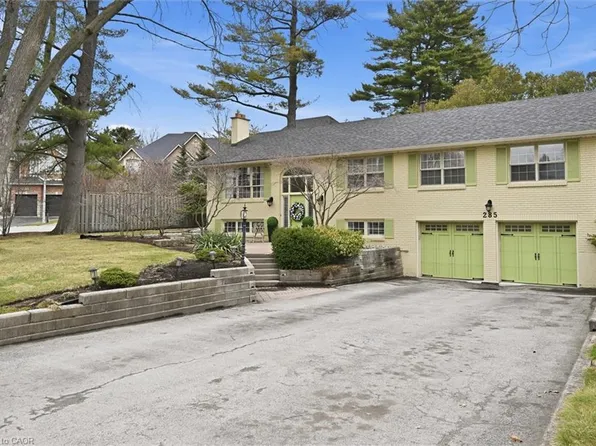 285 Glen Afton Dr, Burlington, ON L7L 1G8