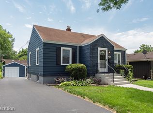 605 Prairie Ave, Downers Grove, IL 60515