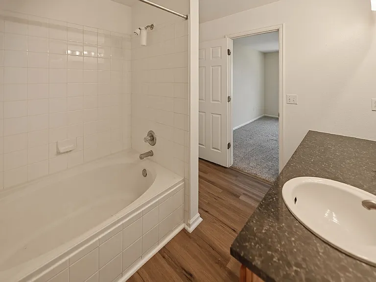 1097 W 112th Ave #B — Photo 22