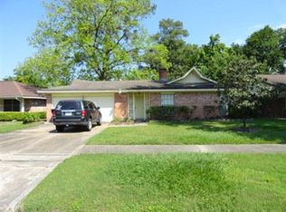 7218 Pine Grove Dr, Houston, TX 77092