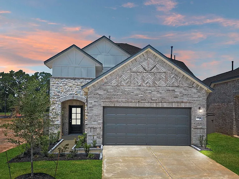 19126 Hazel Firs Ct — Photo 1