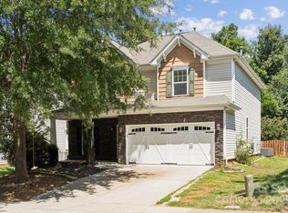 6604 Hermsley Rd, Charlotte, NC 28278