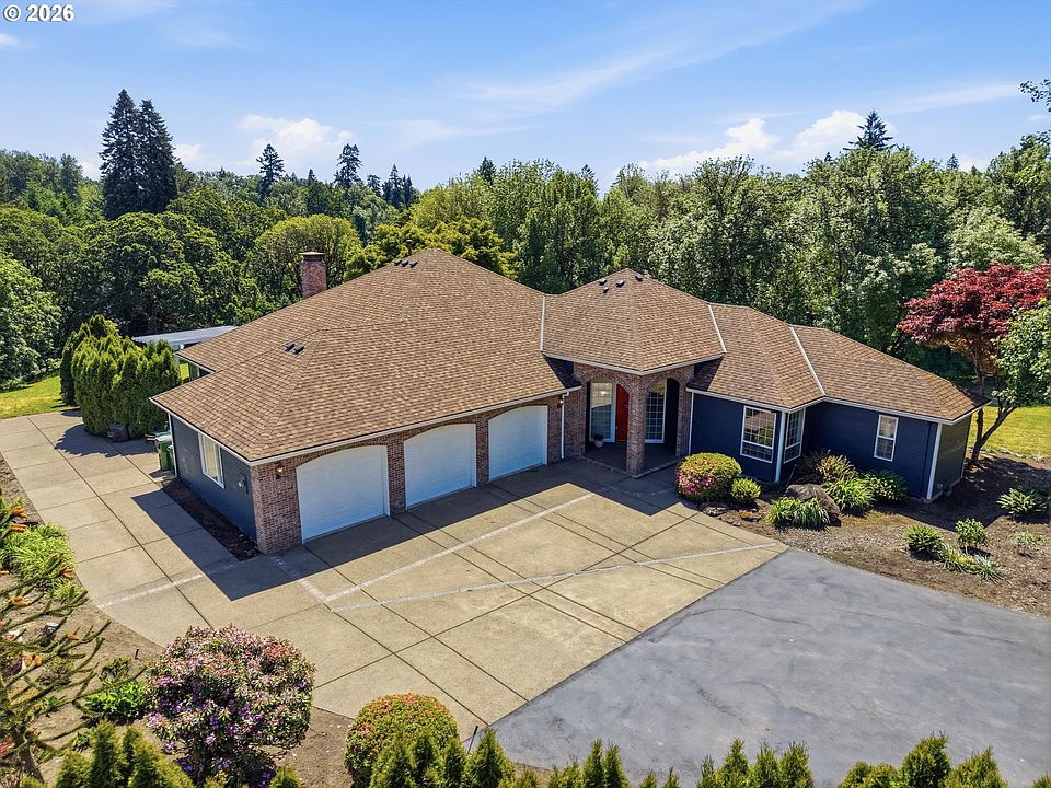 1st image of 9850 NE Meadow Loop