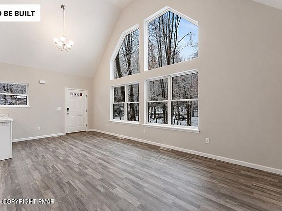 5th image of 1-2-3 Lakeshore Dr W