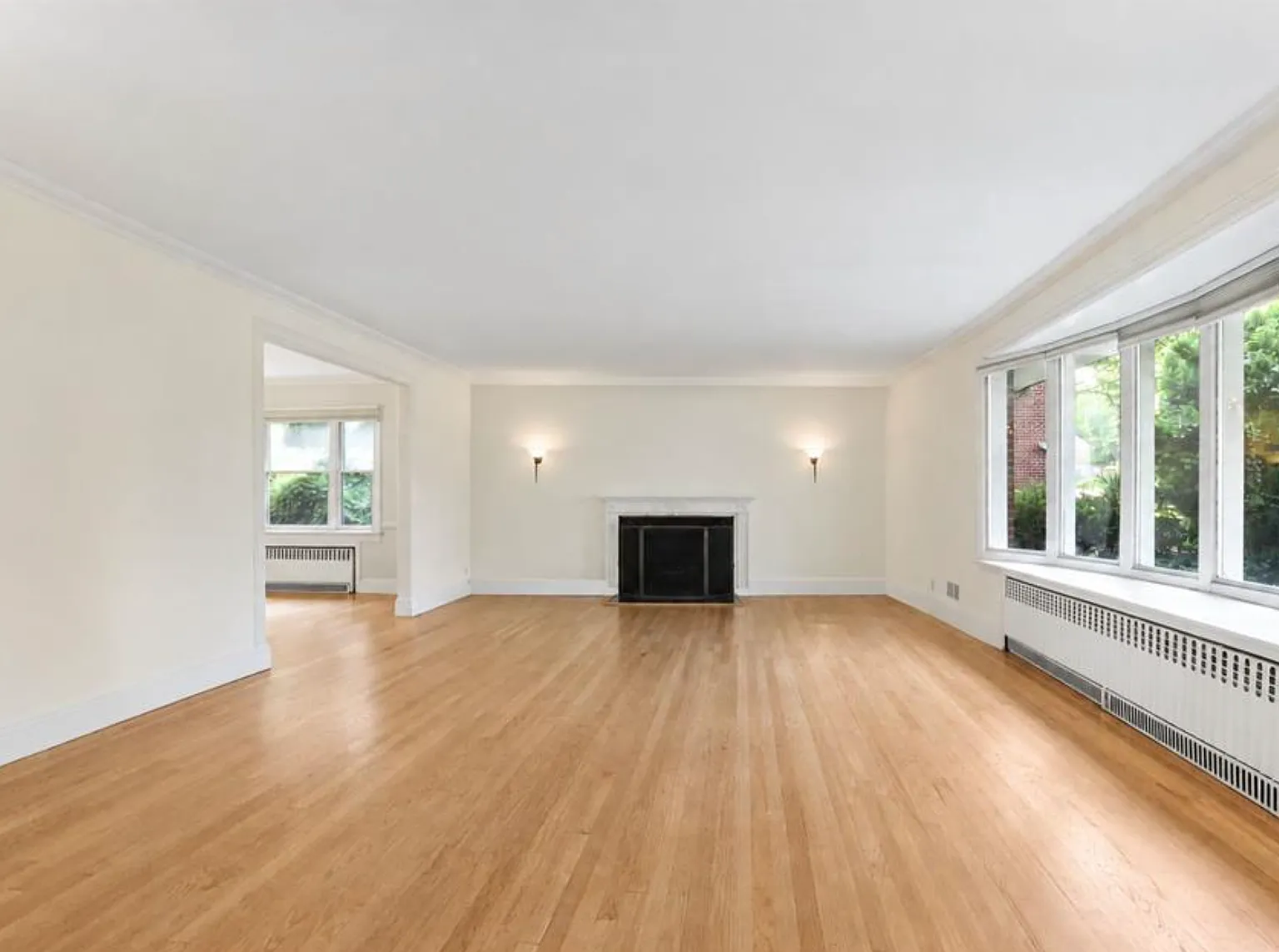 5 bed, $6,400 — Photo 4