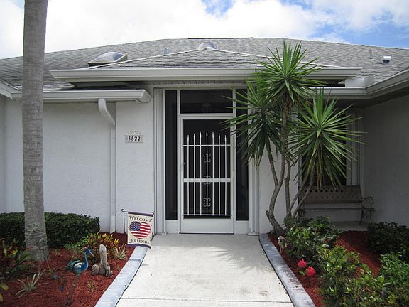 2nd image of 3522 SE Hyde Cir