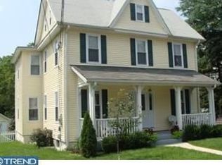 348 Lawn Ave, Sellersville, PA 18960