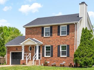1213 Parkview Dr, Clarksville, TN 37042