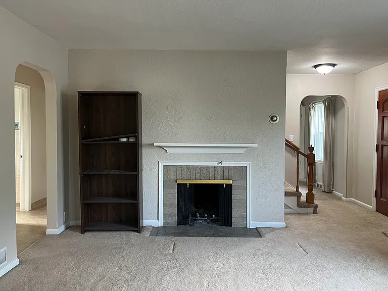 135 E 2 S — Photo 5