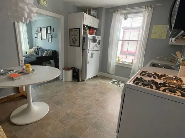 239 Bridge Steet, 239 Bridge St APT 3, Phoenixville, PA 19460