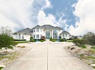 1248 Stone Ridge Ct, Greenwood, IN 46143