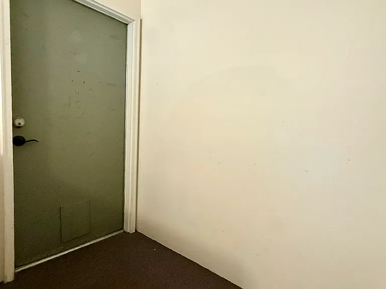 1720 Azalea Ct #7 — Photo 15