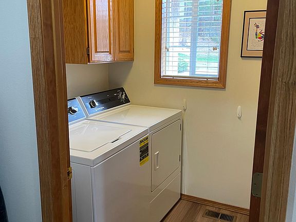 5th image of 7618 E Woodview Ct