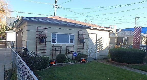 2nd image of 2259 N Kildare Ave