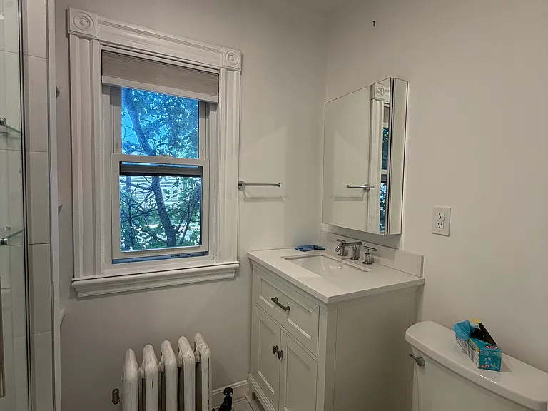 27 Central Rd — Photo 8