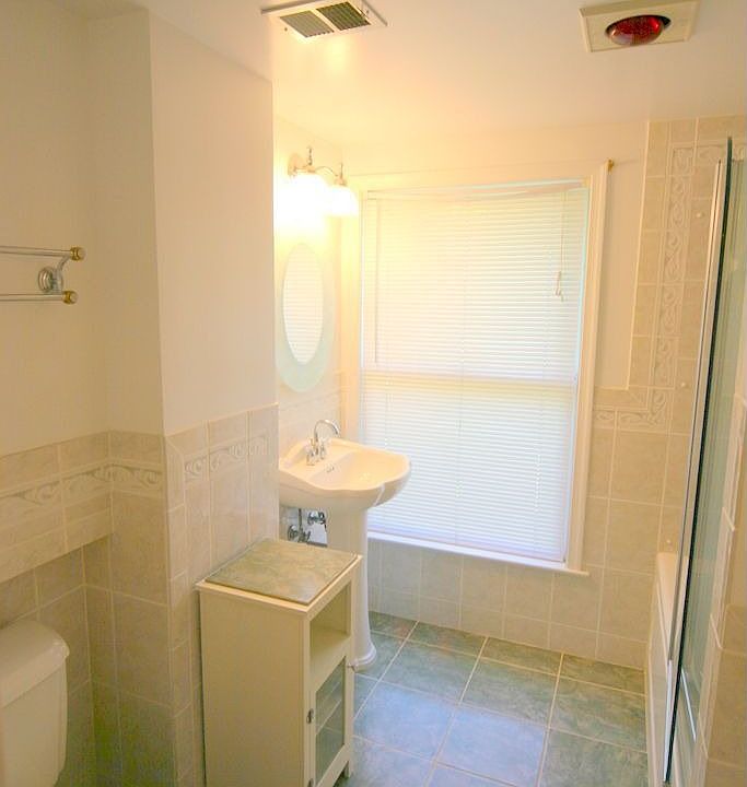 Bath 2 lower level