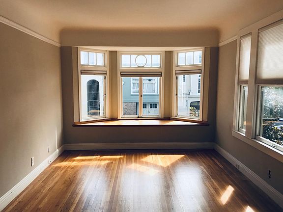 4th image of 17 Ashbury St APT 2