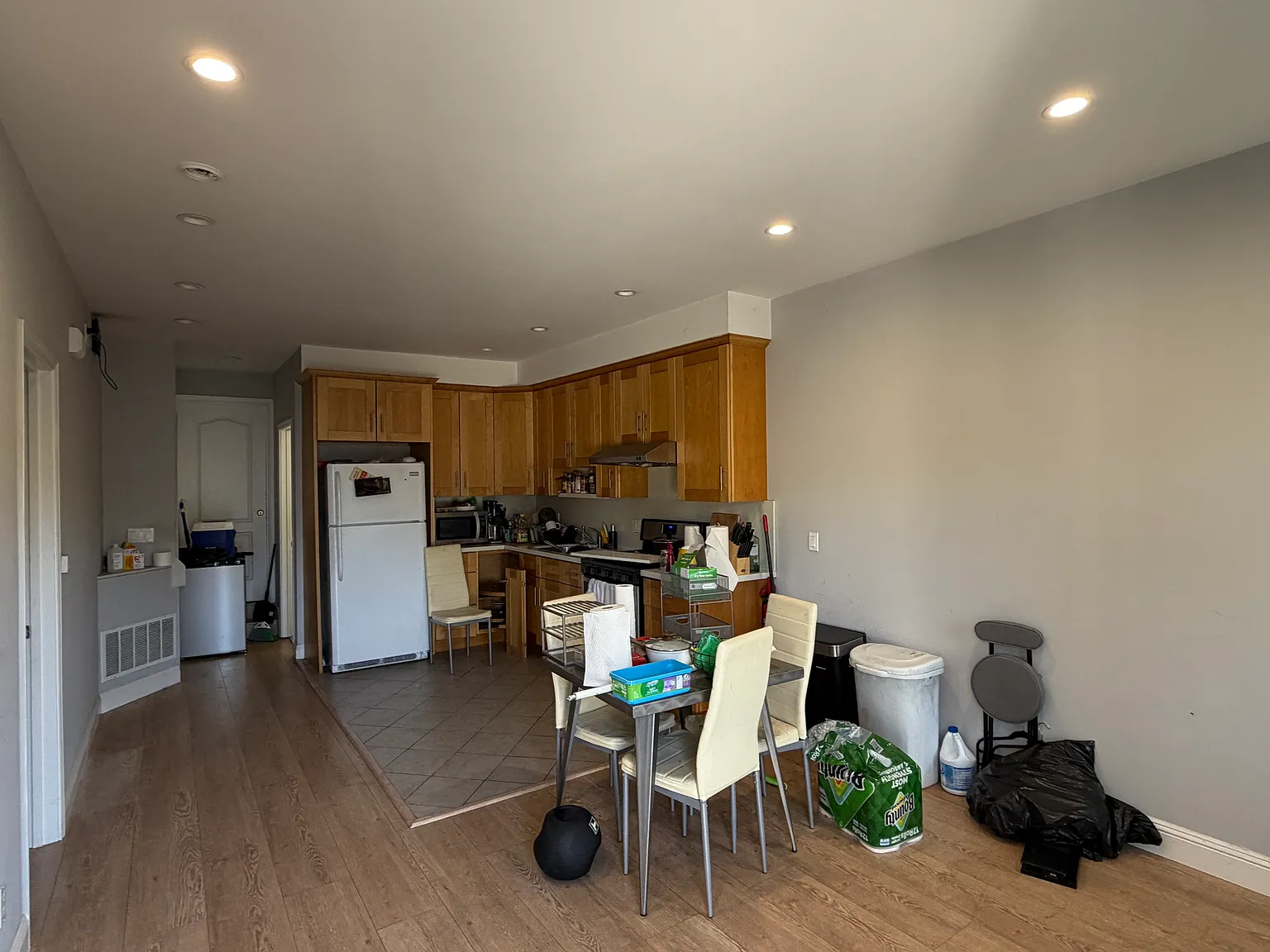 1 bed, 500 sqft, $1,000 — Photo 3