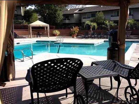 3rd image of 361 Masters Ct APT 1
