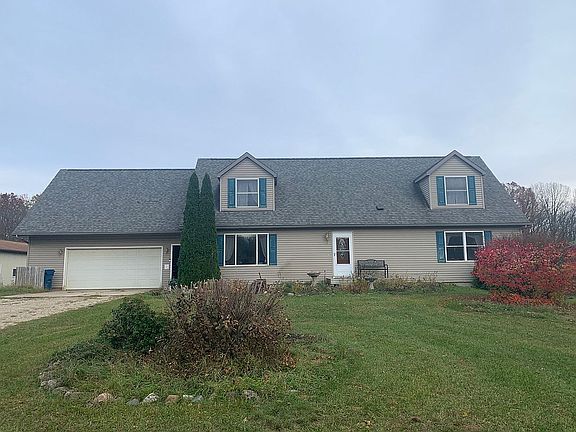 3rd image of 2515 5th St
