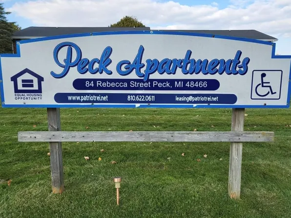 84 W Rebecca St #12, Peck, MI 48466