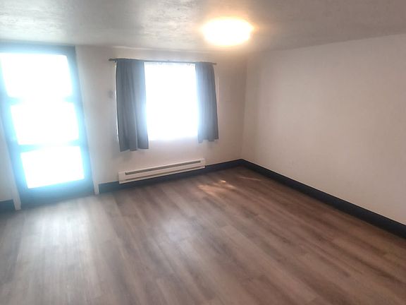 5th image of 1021 E Kuna Rd