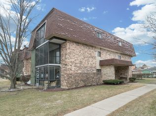 11139 East Rd #11139, Palos Hills, IL 60465