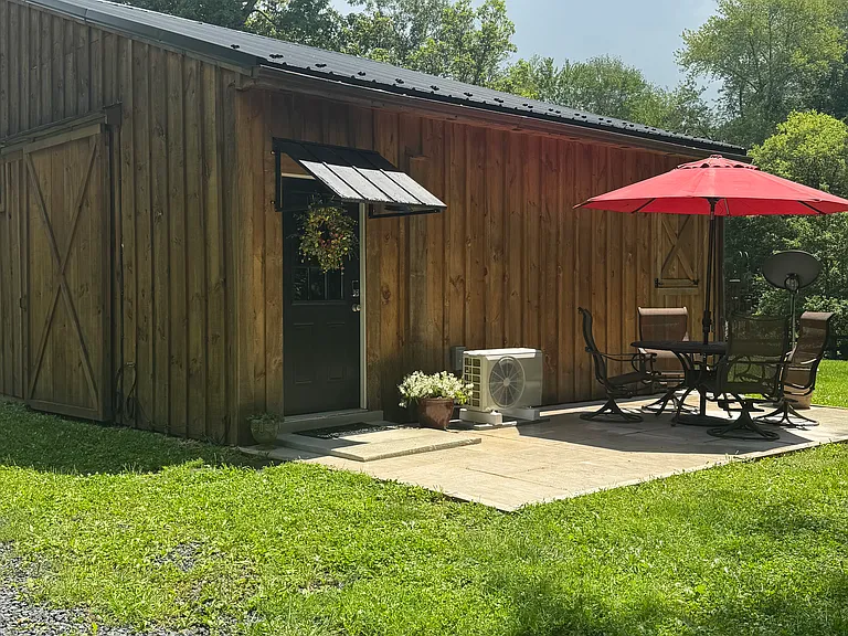 20250 Woodtrail Rd — Photo 1