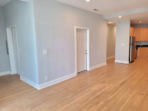 1216 N Lasalle St #2 — Photo 15