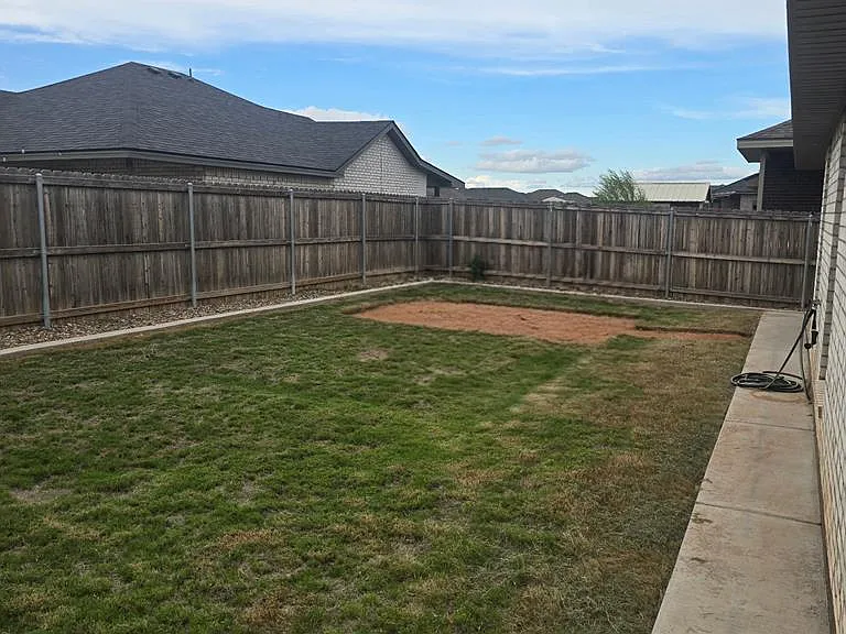 2827 Battle Ave — Photo 13