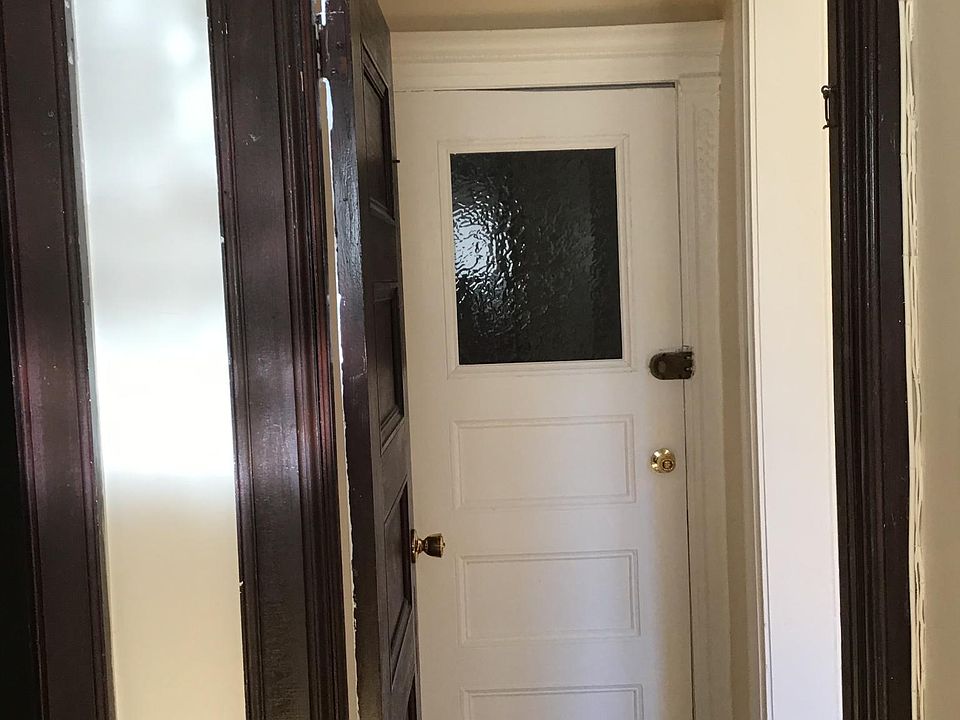 1st image of 151 Lefferts Ave #2