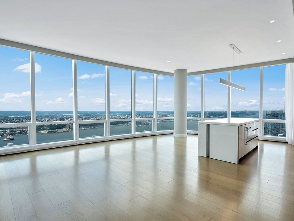 1st image of 15 Hudson Yard #75D
