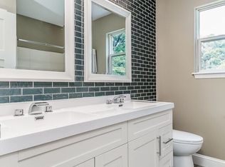 22 Colgate Cir, O'Fallon, MO 63366