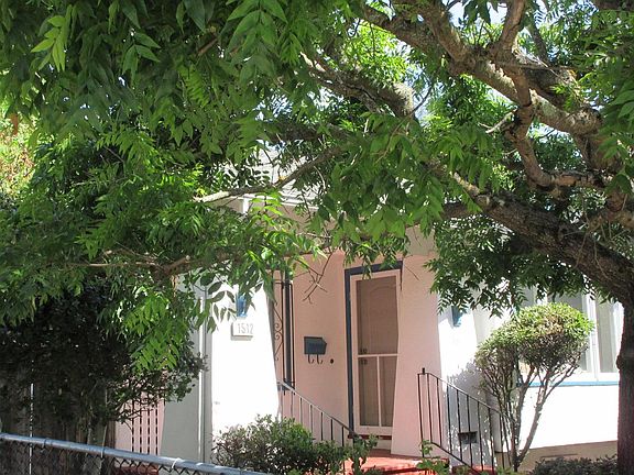 3rd image of 1512 Adeline Dr