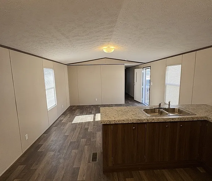 22 Amos Valley Dr — Photo 7