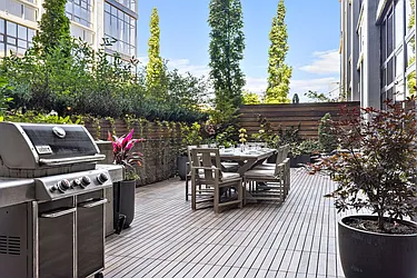 360 Furman Street, #320/321